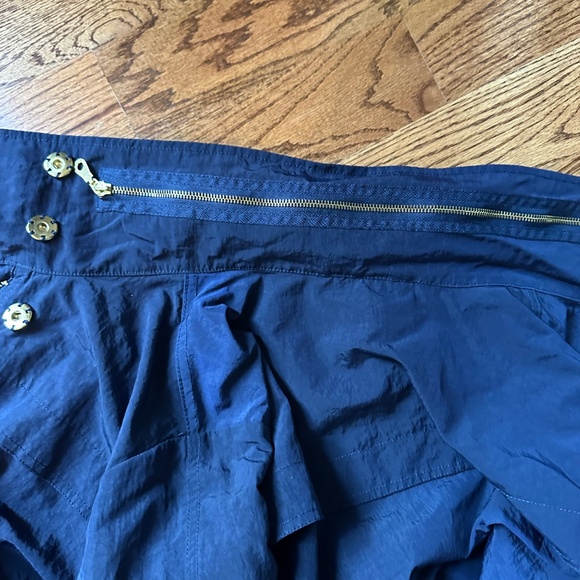 Navy anorak rain jacket, gold trim, rolled sleeve, hidden hood Size L - Picture 8 of 9